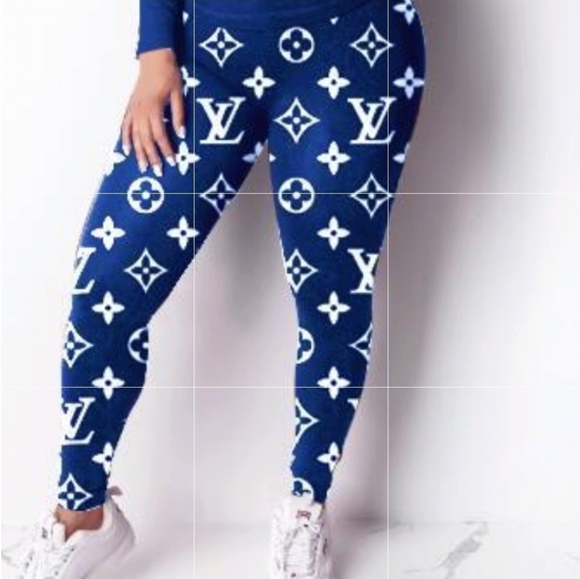 2-piece lounge/outerwear set - Picture 3 of 3